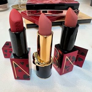 Lips sticks (Pat McGrath divine rose, nars Berenice, nars mathide) only swatched